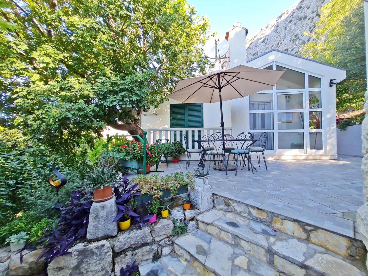 Apartment Ivana Borak Omiš Eksteriør bilde