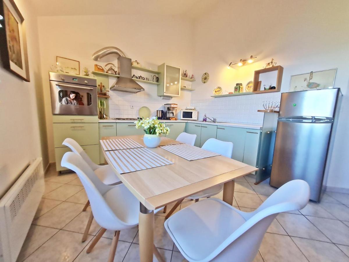 Apartment Ivana Borak Omiš Eksteriør bilde