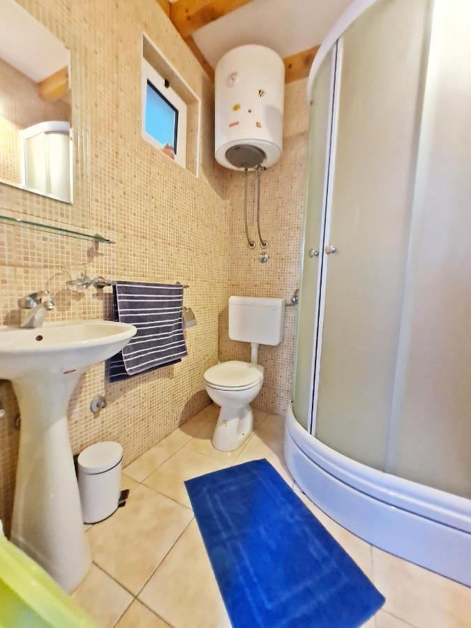 Apartment Ivana Borak Omiš Eksteriør bilde