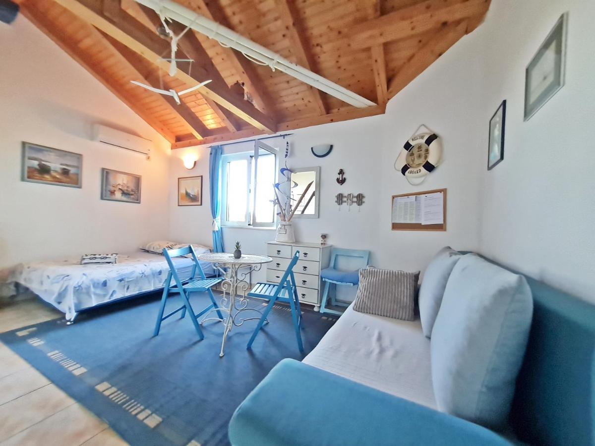 Apartment Ivana Borak Omiš Eksteriør bilde